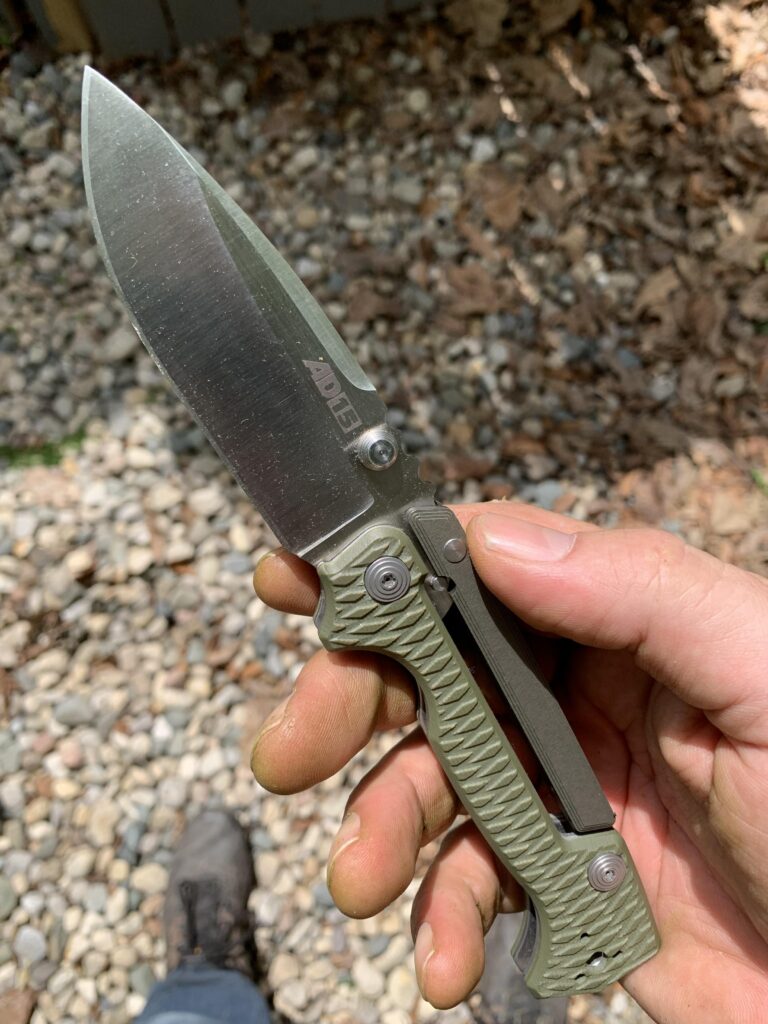 What’s your go to yard work knife?