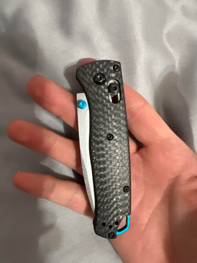 Got a fake bugout I ordered it from Amazon it did say sold by Benchmade shipped from Amazon