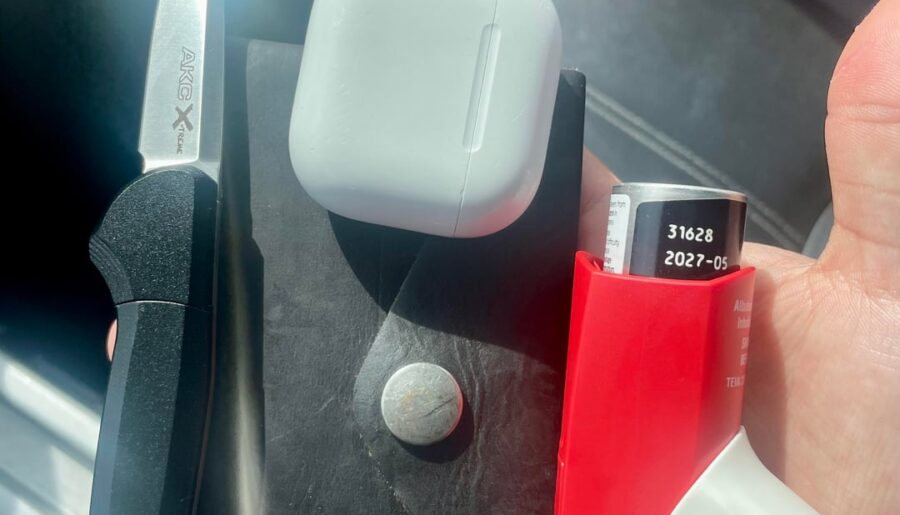 New knife plus pocket dump… breathing be hard sometimes 😂