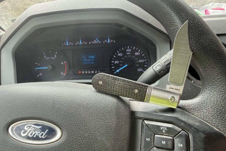 What y’alls favorite slip joint in this style? This Jack Wolf Big Bro Jack is my only one.