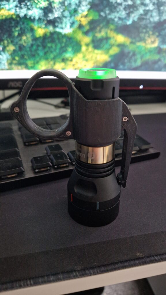 Made a lil flashlight ring for my Thor