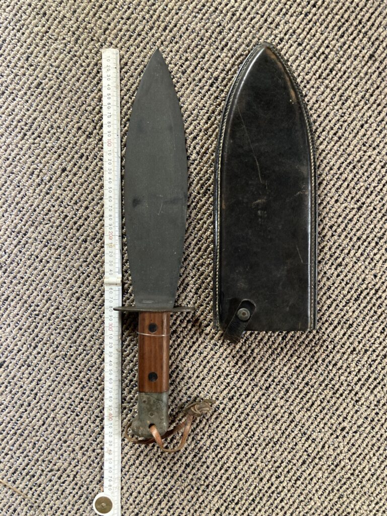 Type and origin of this knife? Found in Melbourne, Australia in the 1960s
