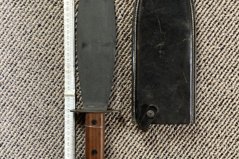 Type and origin of this knife? Found in Melbourne, Australia in the 1960s