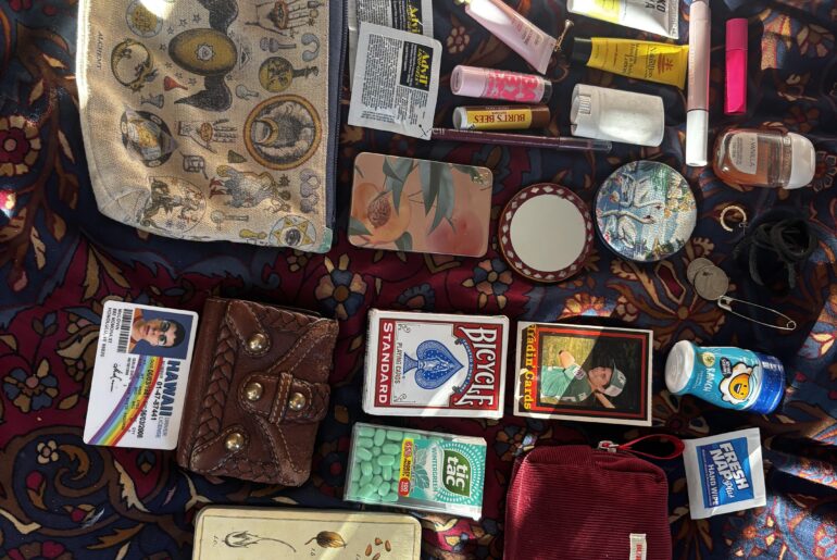 Judge me based on my purse contents!!