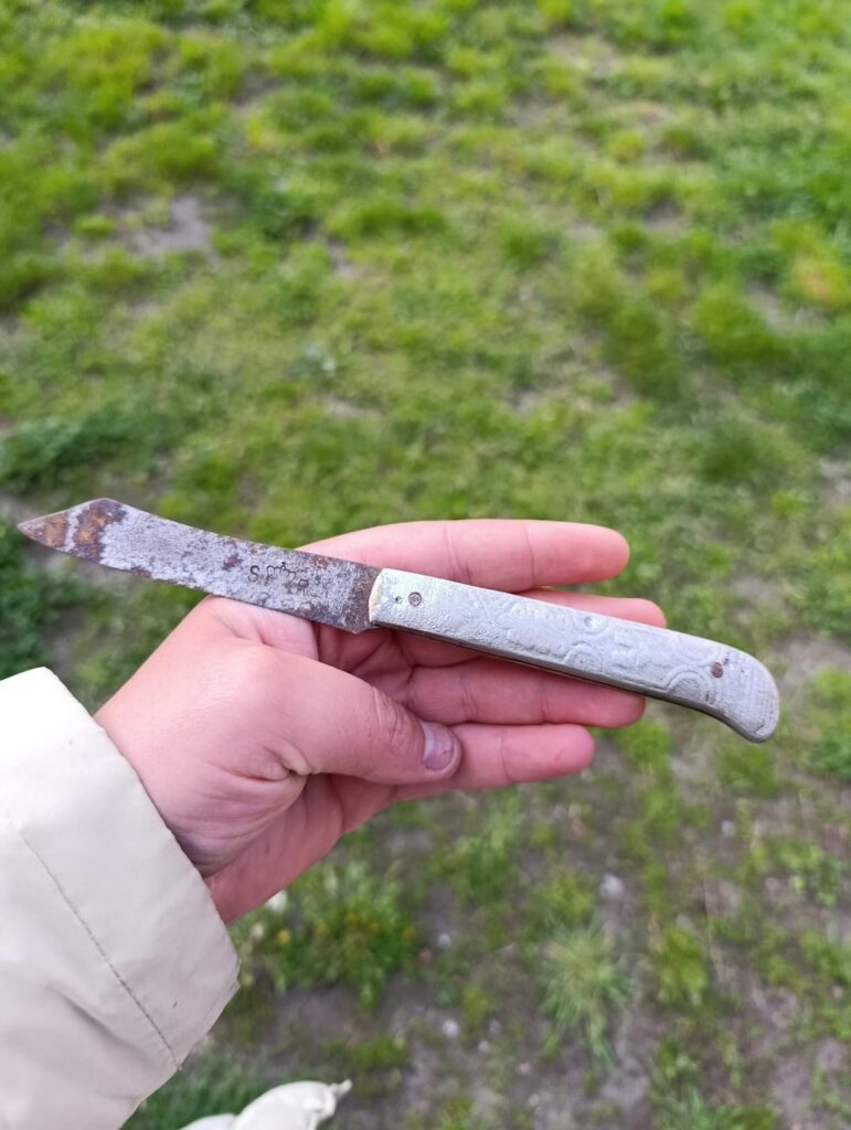 Found old knife