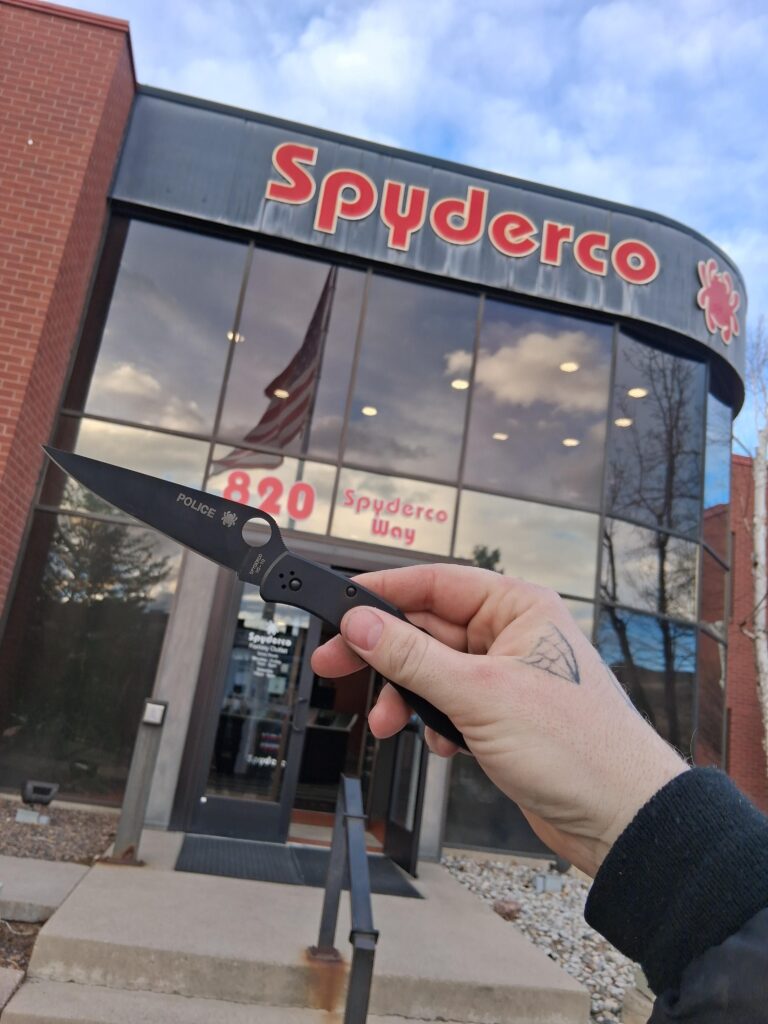 Spyderco TiCN police