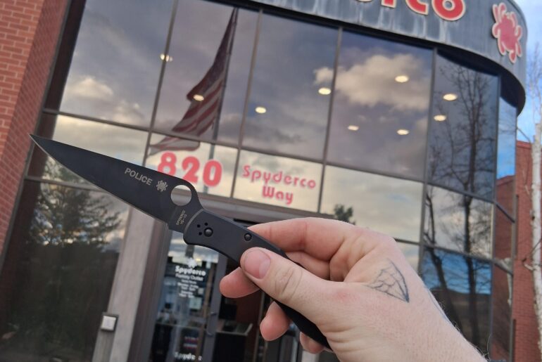 Spyderco TiCN police