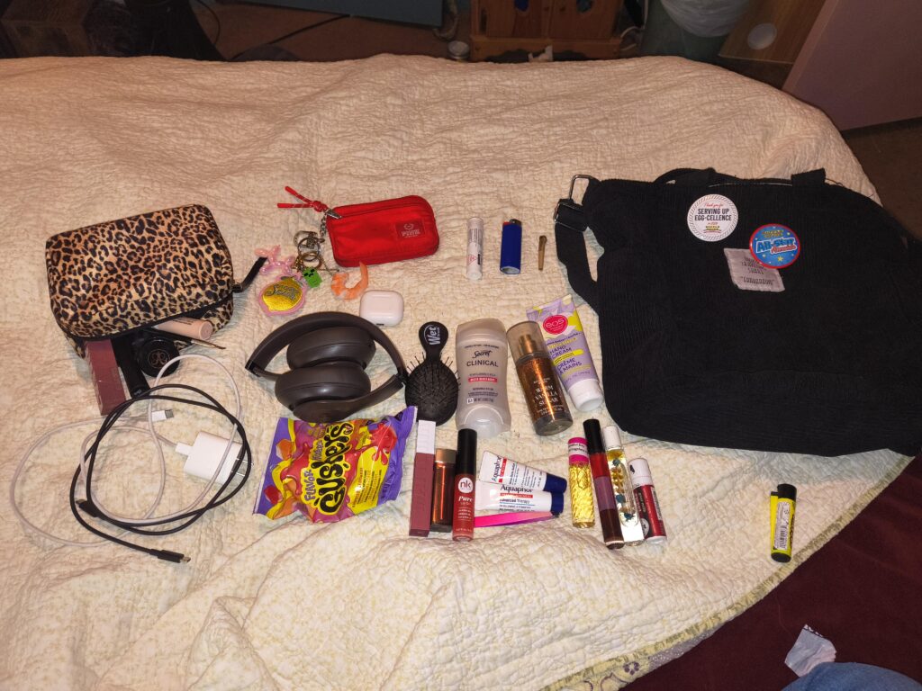 what does my everyday bag say