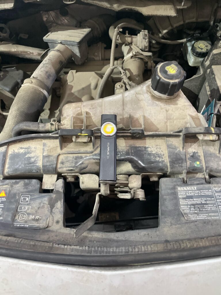 Show me your work/EDC flashlight for today