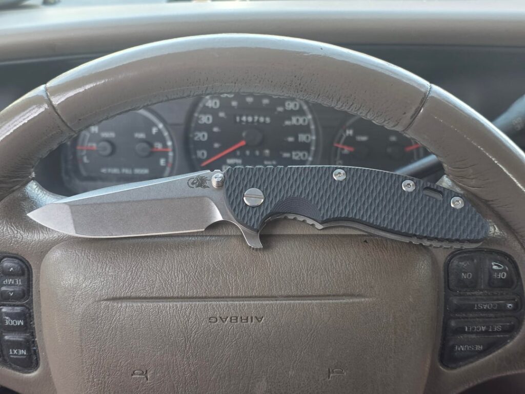NKD, just picked up this XM-18 spanto at USA Made Blades. Also I out my copper scale on her.
