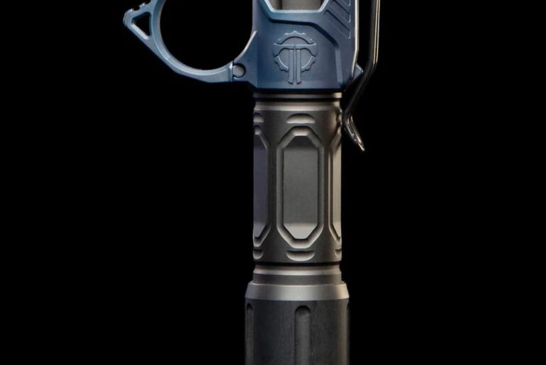 Finding the best flashlight for this clip