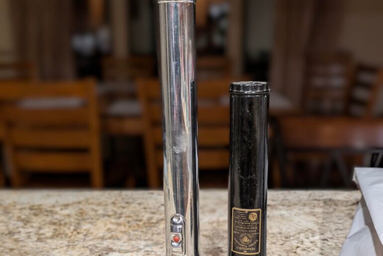 Picked up a couple random old flashlights.