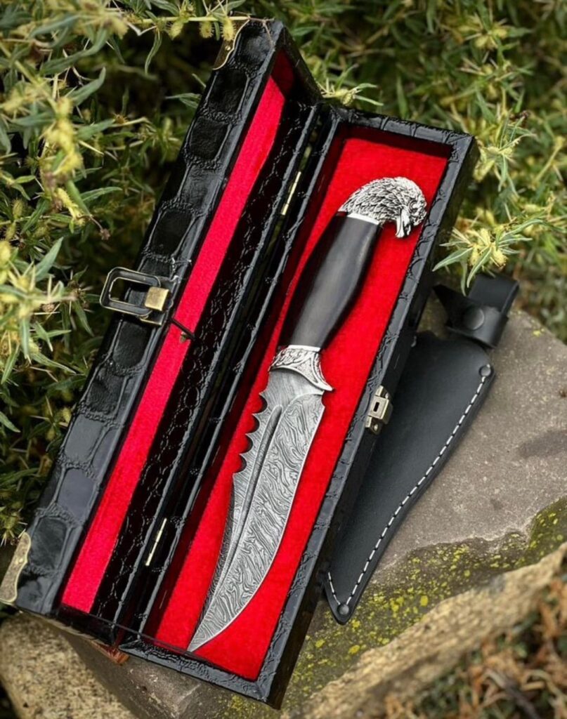 The Eagle's Claw: An Artisan Knife from Dagestan with a Thousand-Year History