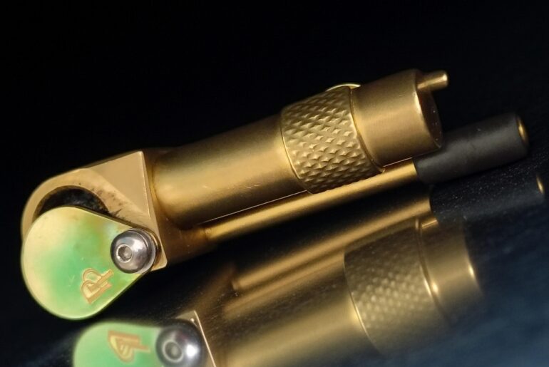 I dont carry a lot, but what I do carry, I carry in style.