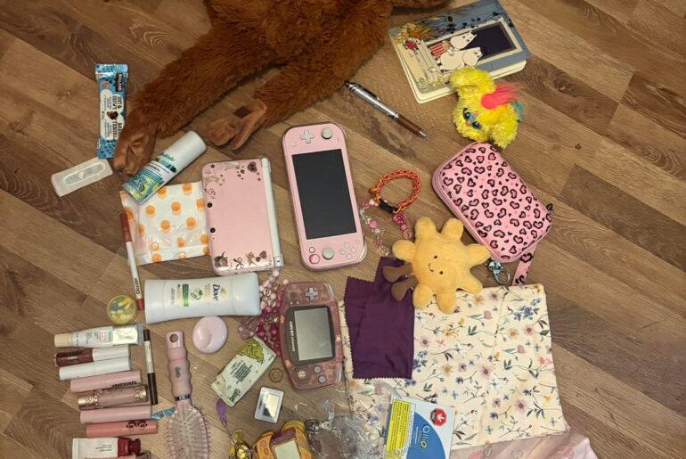 What I pack in my overnight bag (it’s just my purse)