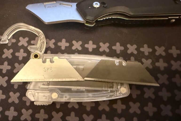 Any idea if Roxon utility blade holder can be modified to hold non-roxon blades?