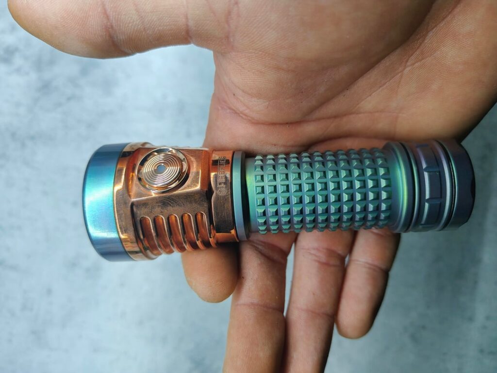 Forced Ammonia Patina on Fireflies E04 Surge Jade Ti+Cu: Dream or Nightmare? Looking for advice before I start 🔦🔥