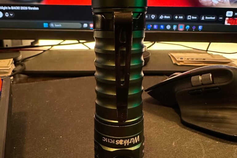 How come I love this one so much. I see why it is one of the most recommended first lights