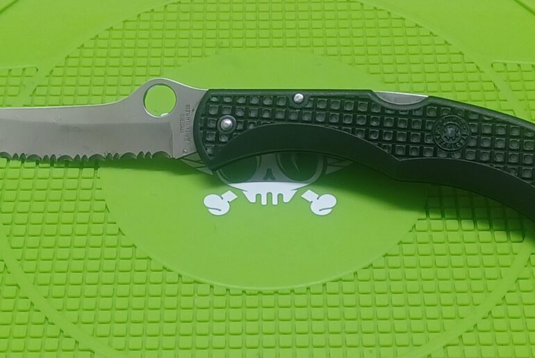 Old school Spyderco Clipit Catcherman