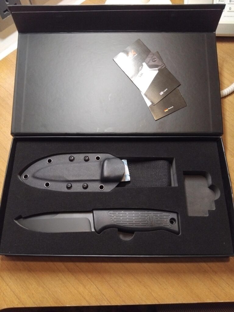 Heckler & Koch mp7 knife made by boker