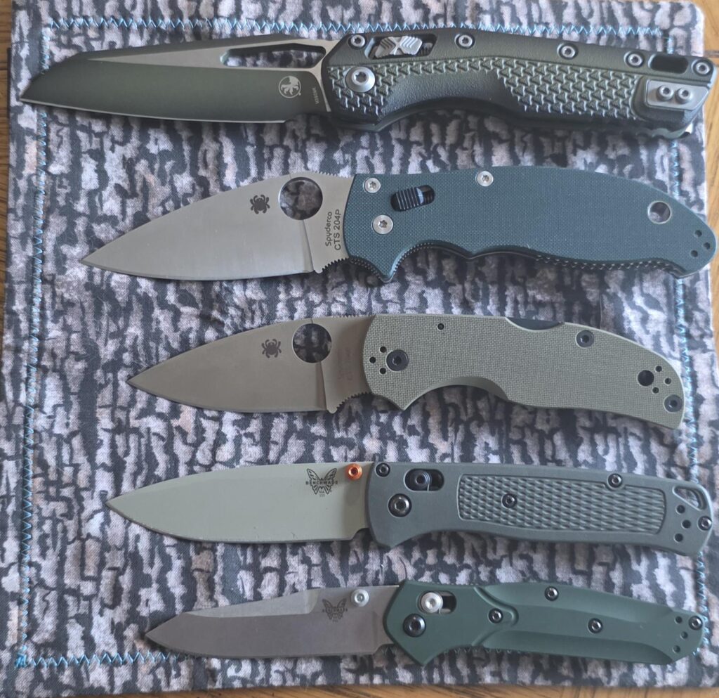 Green Knife Showcase