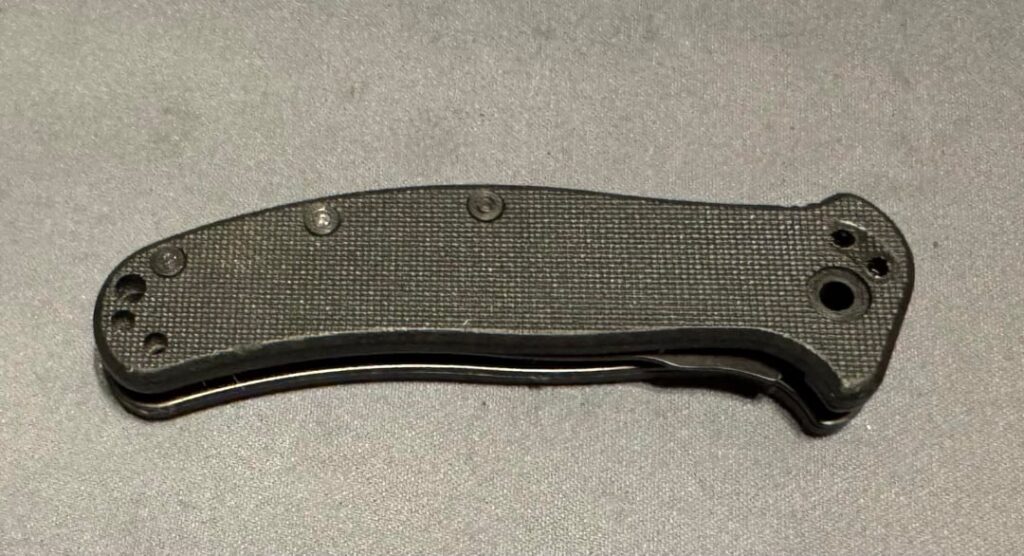 Heat gun? Nope. Soldering iron? Nope. Wedging? Nope. Cussing? Nothing. How the hell do I get these Kershaw screws out instead of just spinning in place?