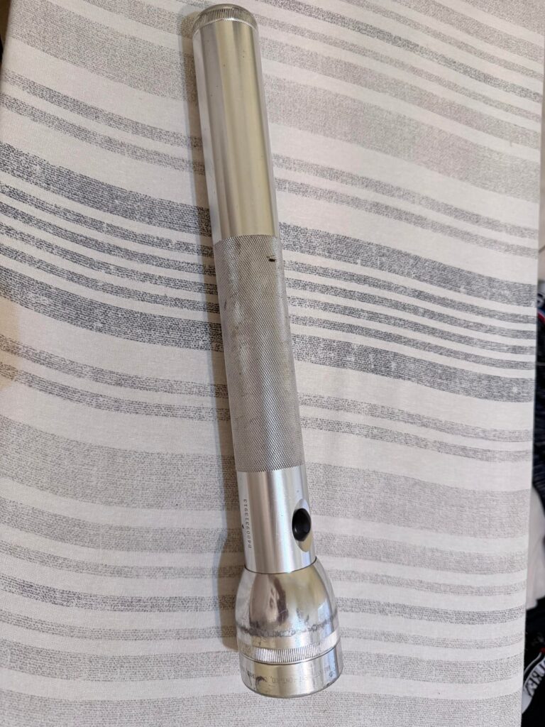 Maglight w/ LED bulb