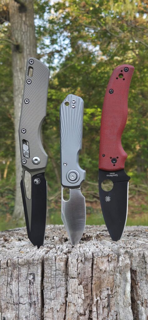 Pocket ✅ Happy Thursday! Haven't seen a PC yet so must be my turn! Microtech MSI, Vosteed Akita, & a sprint run Shaman in M390.. whatcha got