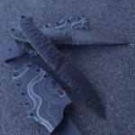 Black G10 handle,80CrV2 steel. Texture vs clean finish...what wins🤌