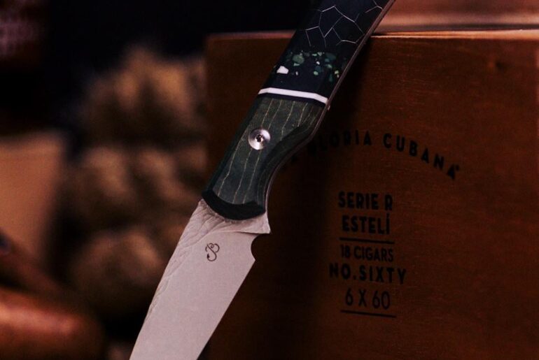 Bilgewater Blades Kingfisher in Magnacut with segmented scales. From a recent batch I wrapped up.