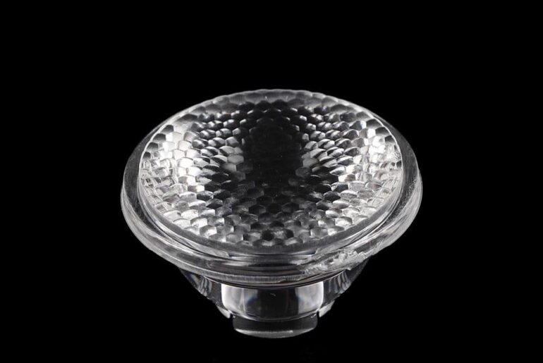 Floodiness: Skilhunt H04 w/ 60deg TIR swapped lens vs H200