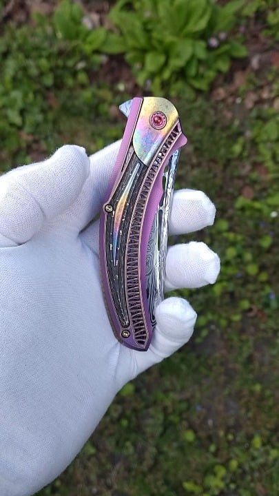 First look at a custom left-handed Ironbelly Lesbar in Damasteel and crystallized titanium