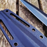 ANV Kamba for my birtday, what a sexy blade! Put my own belt loop on it.