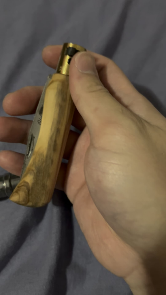 Why is my Antonini knife garbage?