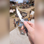 Spyderco Slym integral knife