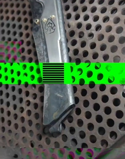 Look at my knife please