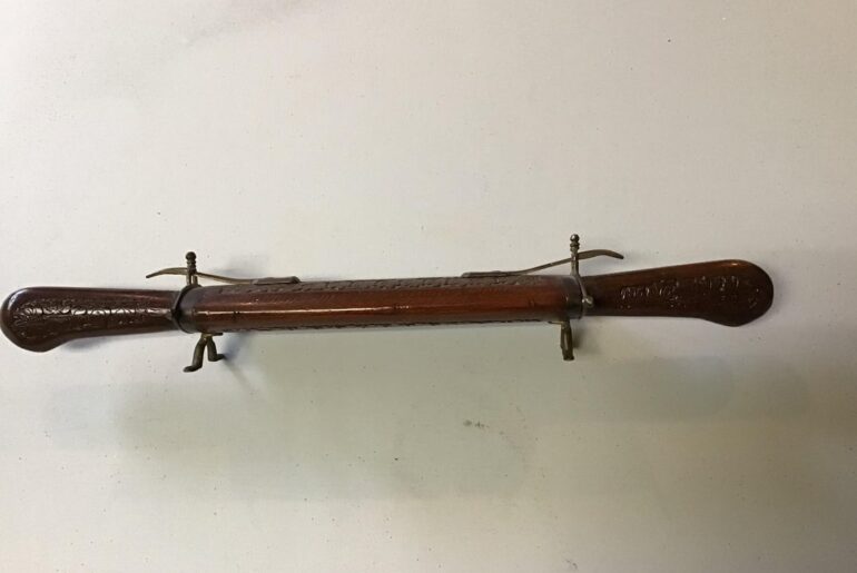 What kind of knife is this? Any value?