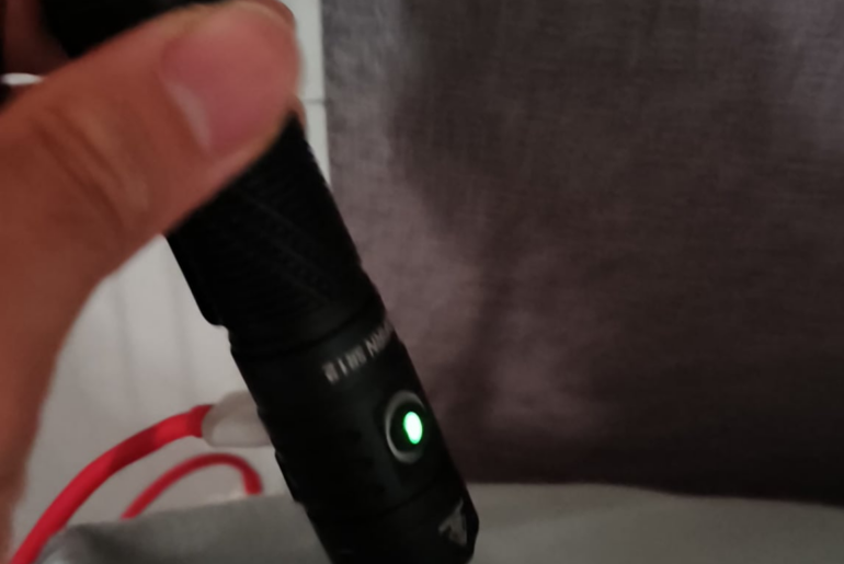 Sofirn SR12 battery connection issue?