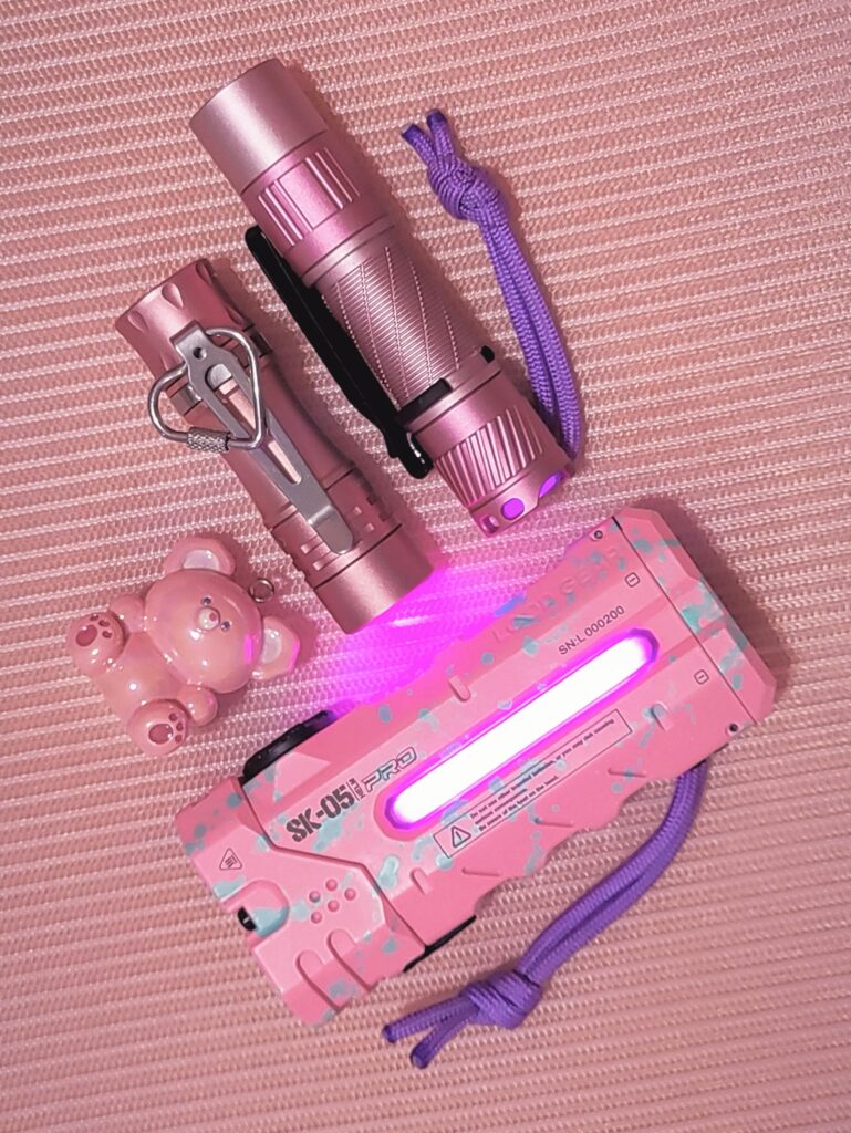 ｐｉｎｋ ｉｓ ｐｅａｋ