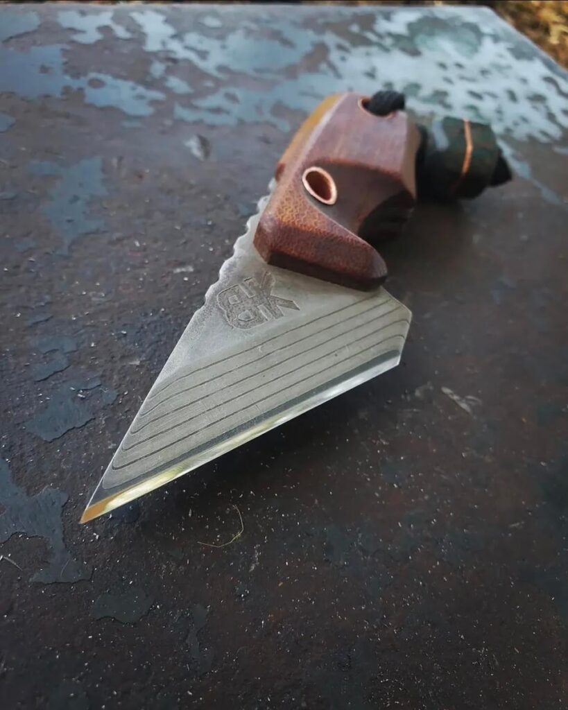BHK : Shrapnel Kiridashi