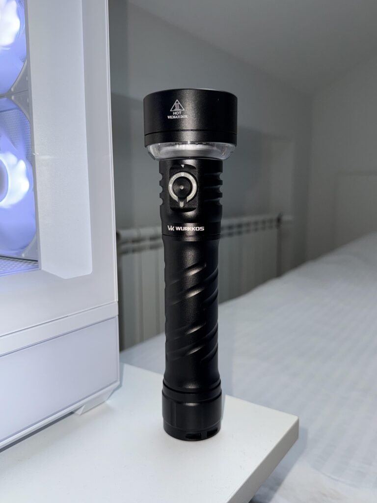 My first flashlight! TS27