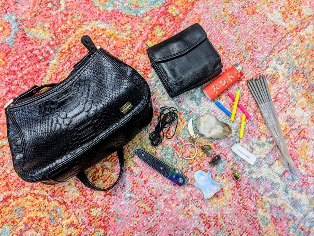 My bag is a little unhinged. What does this say about me? 😬🫣