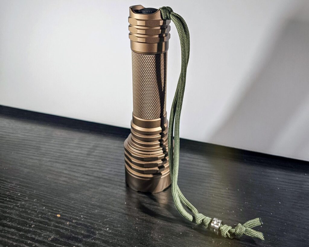 Convoy M21A – SFT-25R 5000K, 8A buck, finally dialed in