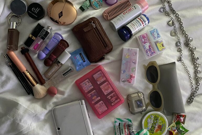 everything in my everything bag!
