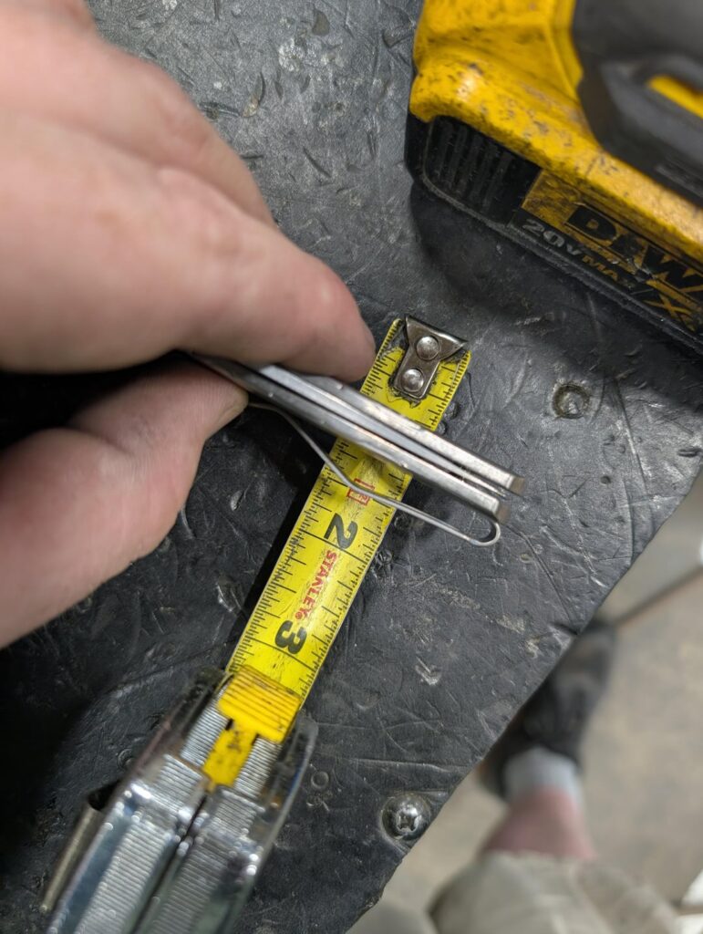 Any good replacements for the Ti Atom pocket clip