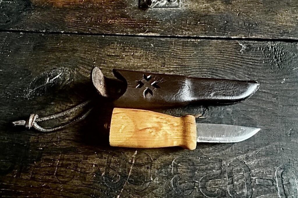 Lost my favorite knife xc skiing about 4 months ago