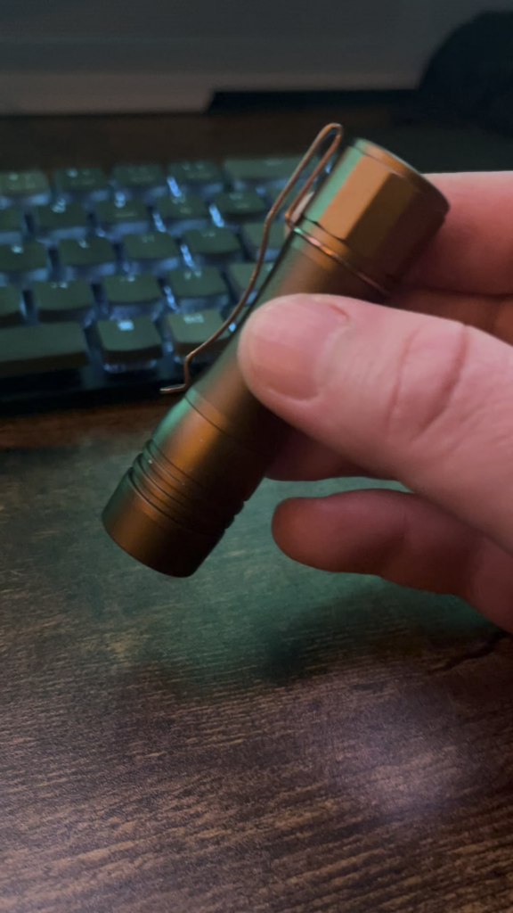 How to change battery check to use main led instead of Aux?