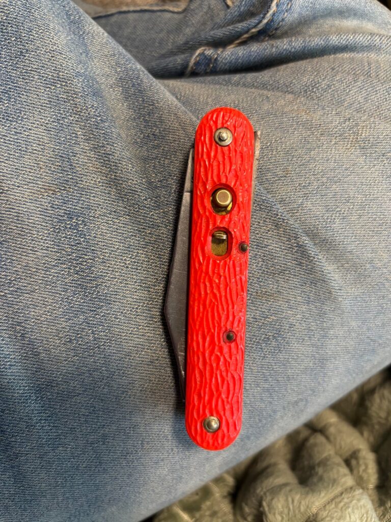 Pawn Shop Camillus MC-1