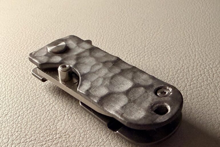 Wesn Microblade Scale