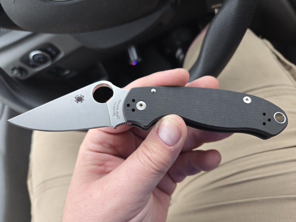 Welp, you guys convinced me... bought my first Spyderco today